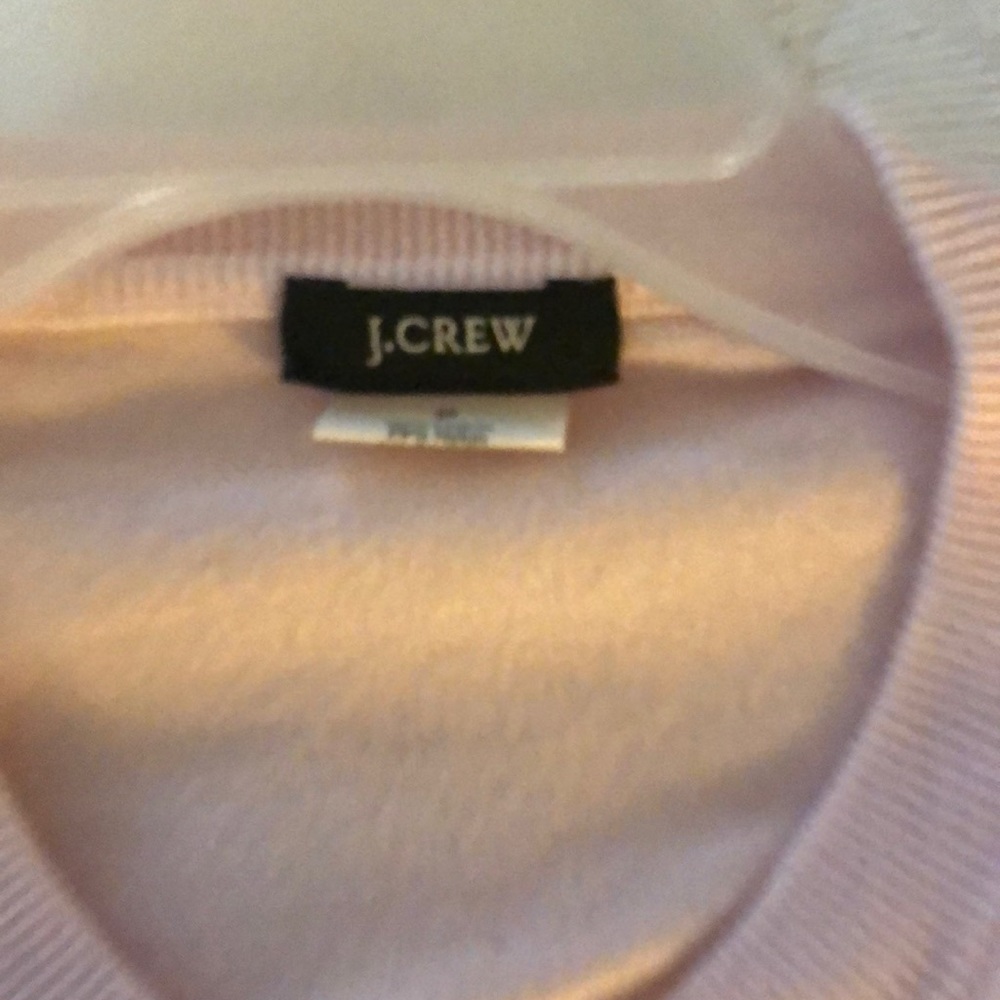 Light weight sweater